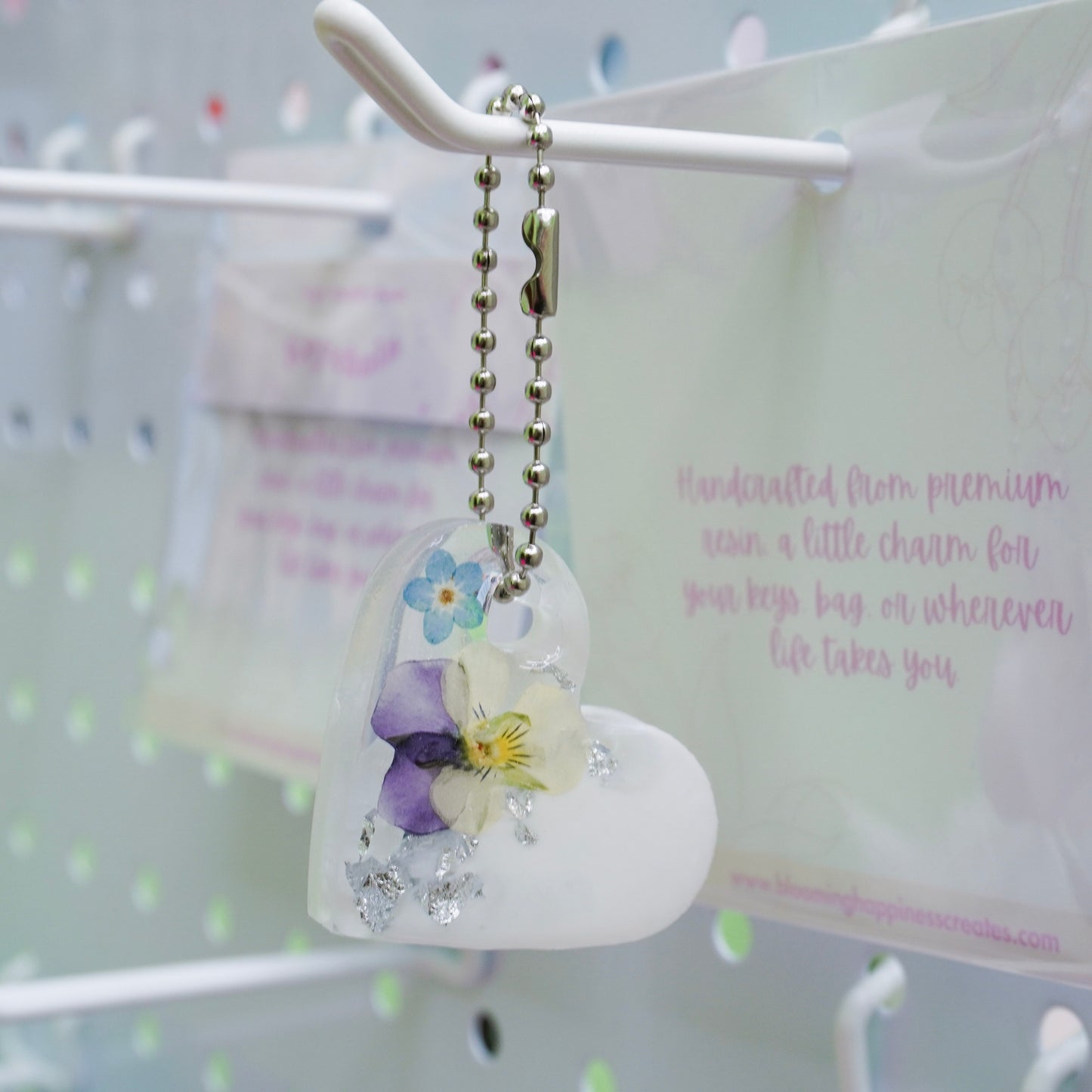 Violet Bloom Heart Resin Keychain – Real Pressed Flowers & Silver Flakes
