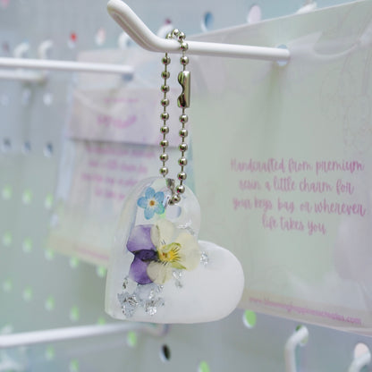 Violet Bloom Heart Resin Keychain – Real Pressed Flowers & Silver Flakes