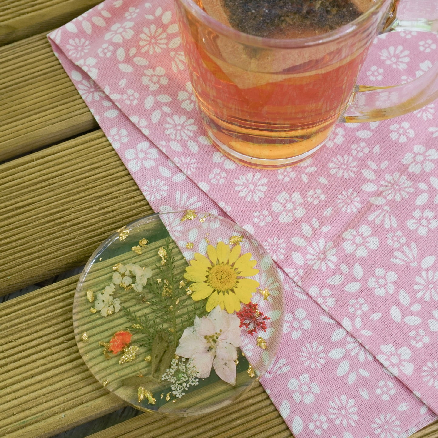 Resin Coaster with Real Dried Flowers & Gold Flakes