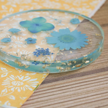 Resin Coaster with Real Dried Flowers & Gold Flakes in Color Blue