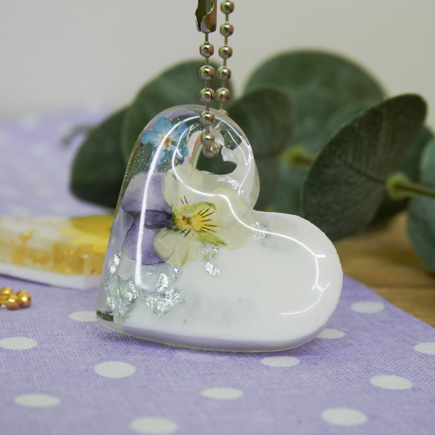 Violet Bloom Heart Resin Keychain – Real Pressed Flowers & Silver Flakes